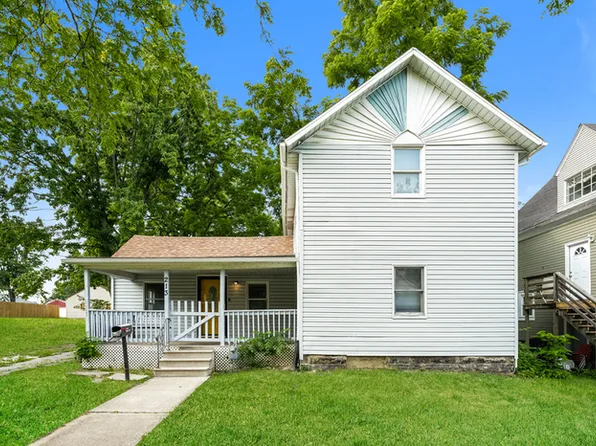 213 9th St, Elyria, OH 44035