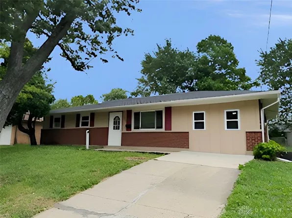 908 Stanwood Dr, Lebanon, OH 45036