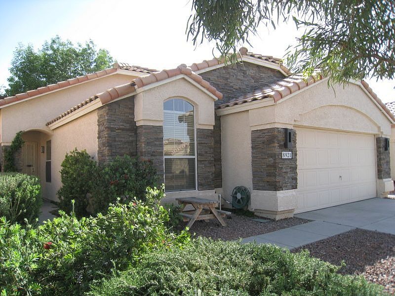 8921 W Fargo Dr - April 2009