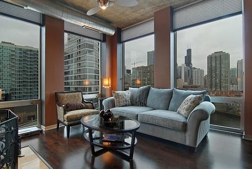 3rd image of 700 N Larrabee St #909