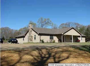 1946 Looxahoma Tyro Rd, Senatobia, MS 38668