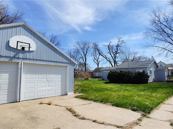 213 SW 4th St, Ogden, IA 50212
