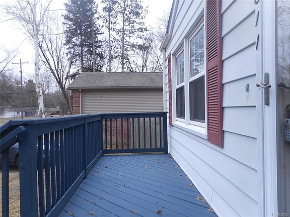 2nd image of 22811 Nancy Ave