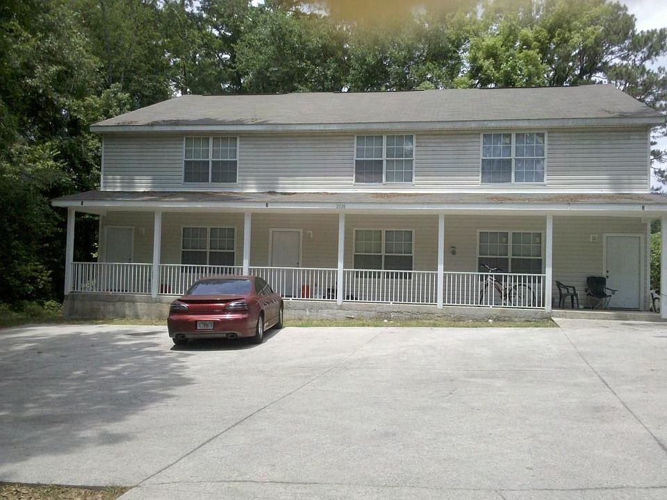Beautiful Triplex!