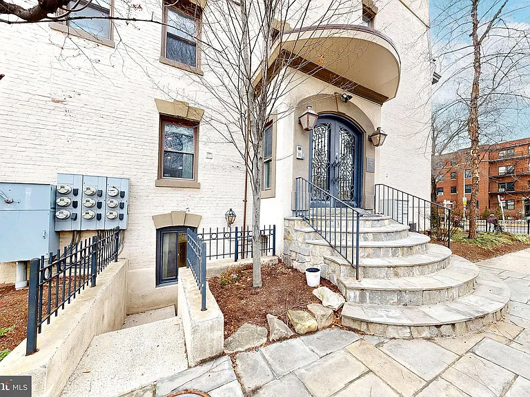 6 Rhode Island Ave NW #2 — Photo 25