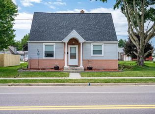 1207 Academy St, Elroy, WI 53929