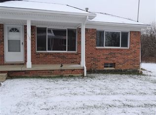 1154 Normandy Terrace Dr, Flint, MI 48532