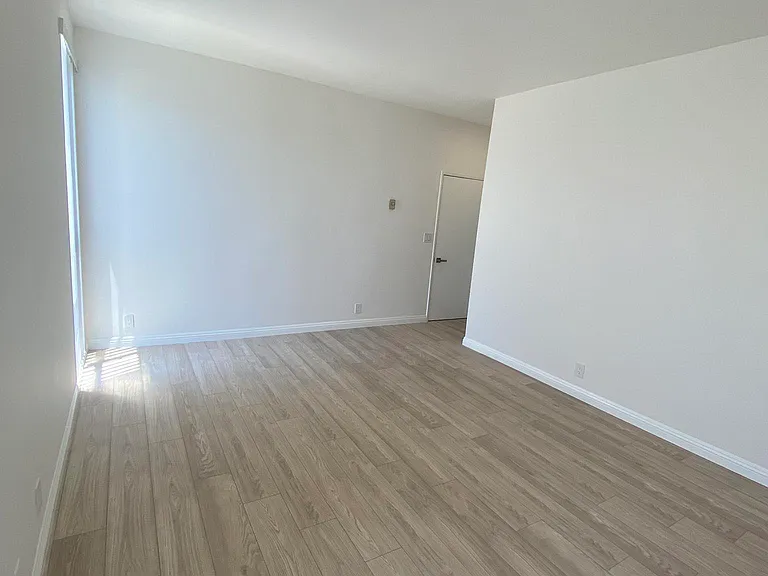 511 San Vicente Blvd #204 — Photo 10