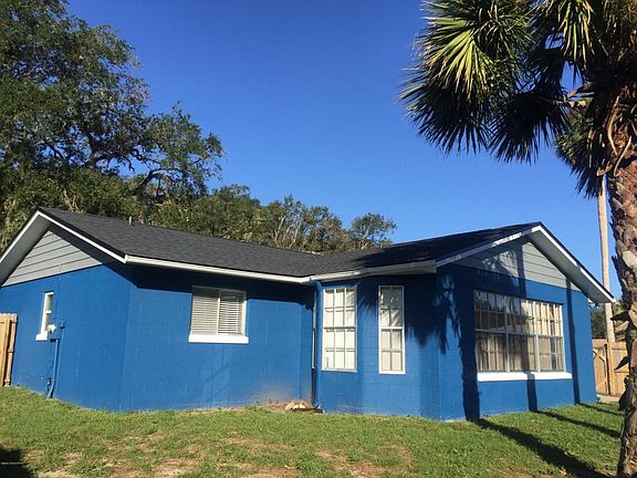 3rd image of 1005 N Dixie Ave
