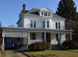 159 Maple Ave, New Martinsville, WV 26155