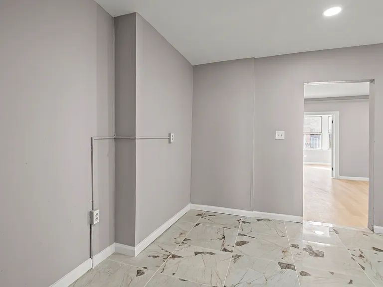440 Jelliff Ave #1-L — Photo 12