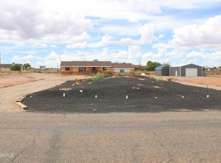 2001 Scenic View Dr, Winslow, AZ 86047