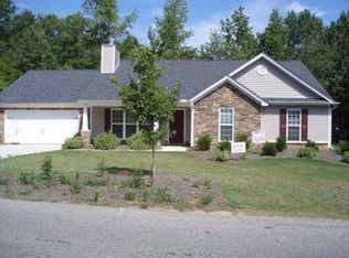 275 Woodale St, Hull, GA 30646