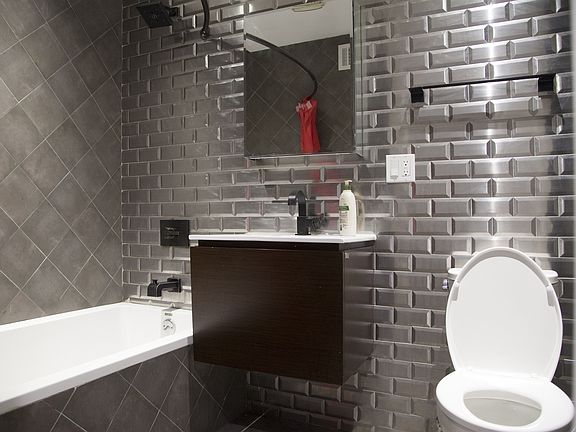 4th image of 269A Linden St #3