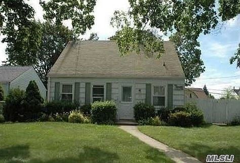 1st image of 64 Saddle Ln