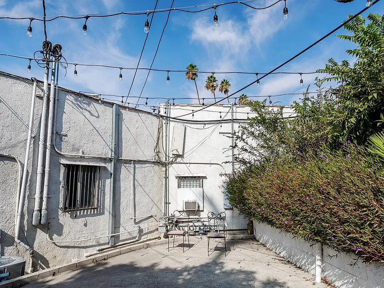 1410 Micheltorena St #1/4 — Photo 23