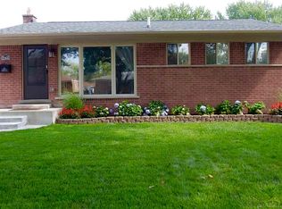 22435 Euclid St, Saint Clair Shores, MI 48082