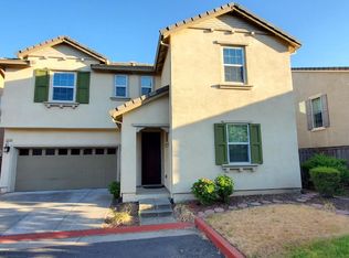 909 Blossom Rock Ln, Folsom, CA