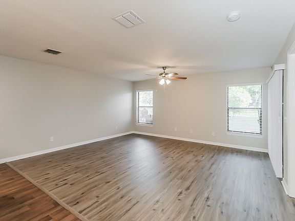 3rd image of 5550 Maggiore Blvd