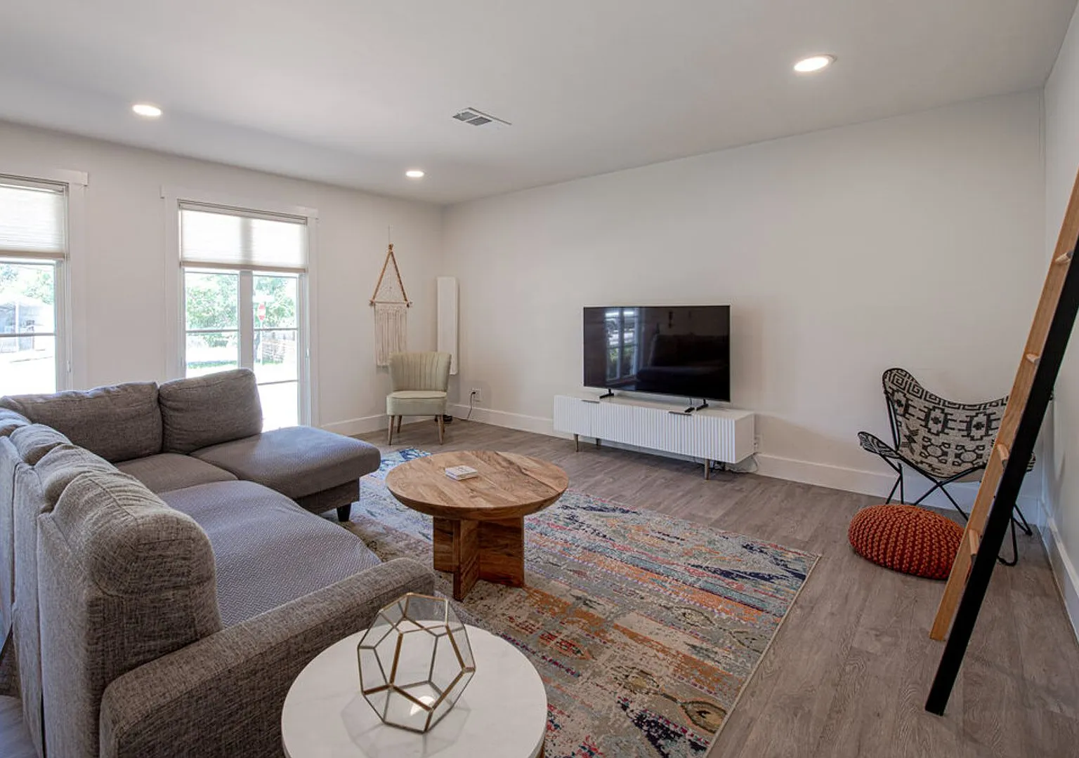 **Two Weeks Free Rent Hidden Gem Near South Congress 3 Bed / 1 Bath — Photo 4