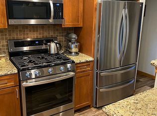 9859 W Stuenkel Rd, Frankfort, IL 60423