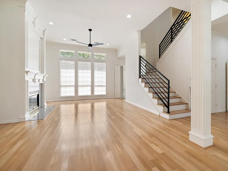 1004 Chimney Hill Trl — Photo 6