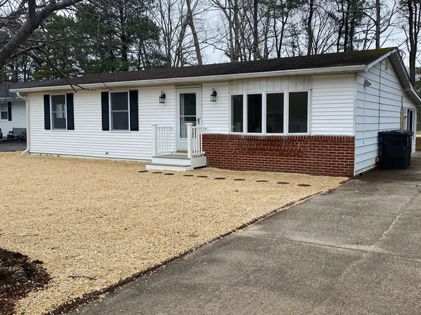 399 Lighthouse Dr, Manahawkin, NJ 08050