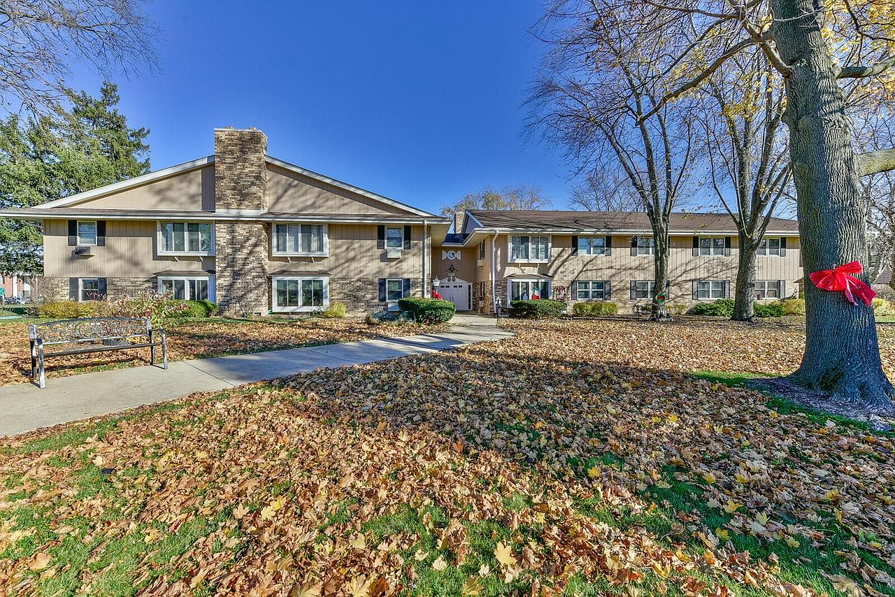 5675 West Brown Deer Rd UNIT 213, Milwaukee, WI 53223 Zillow