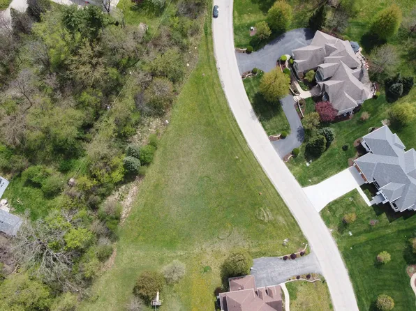 (undisclosed Address), Crystal Lake, IL 60014