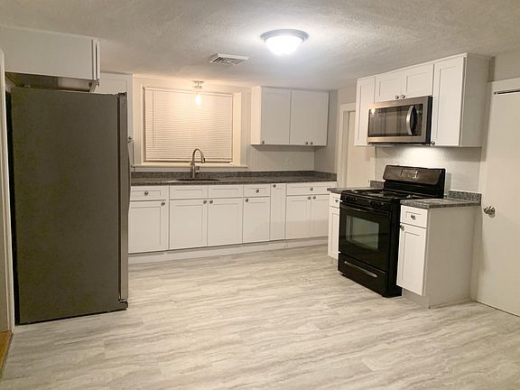 2nd image of 66 Lyman St APT 5