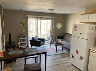 219 E Harrison St #1, Iowa City, IA 52240