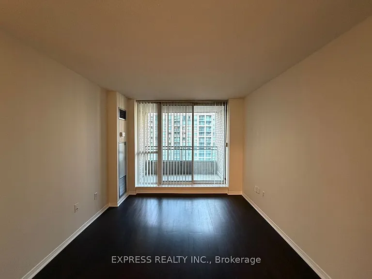 29 Pemberton Ave #1005 — Photo 10