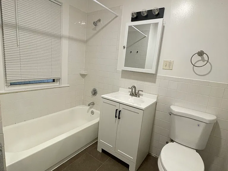 133 Draper St #2 — Photo 7