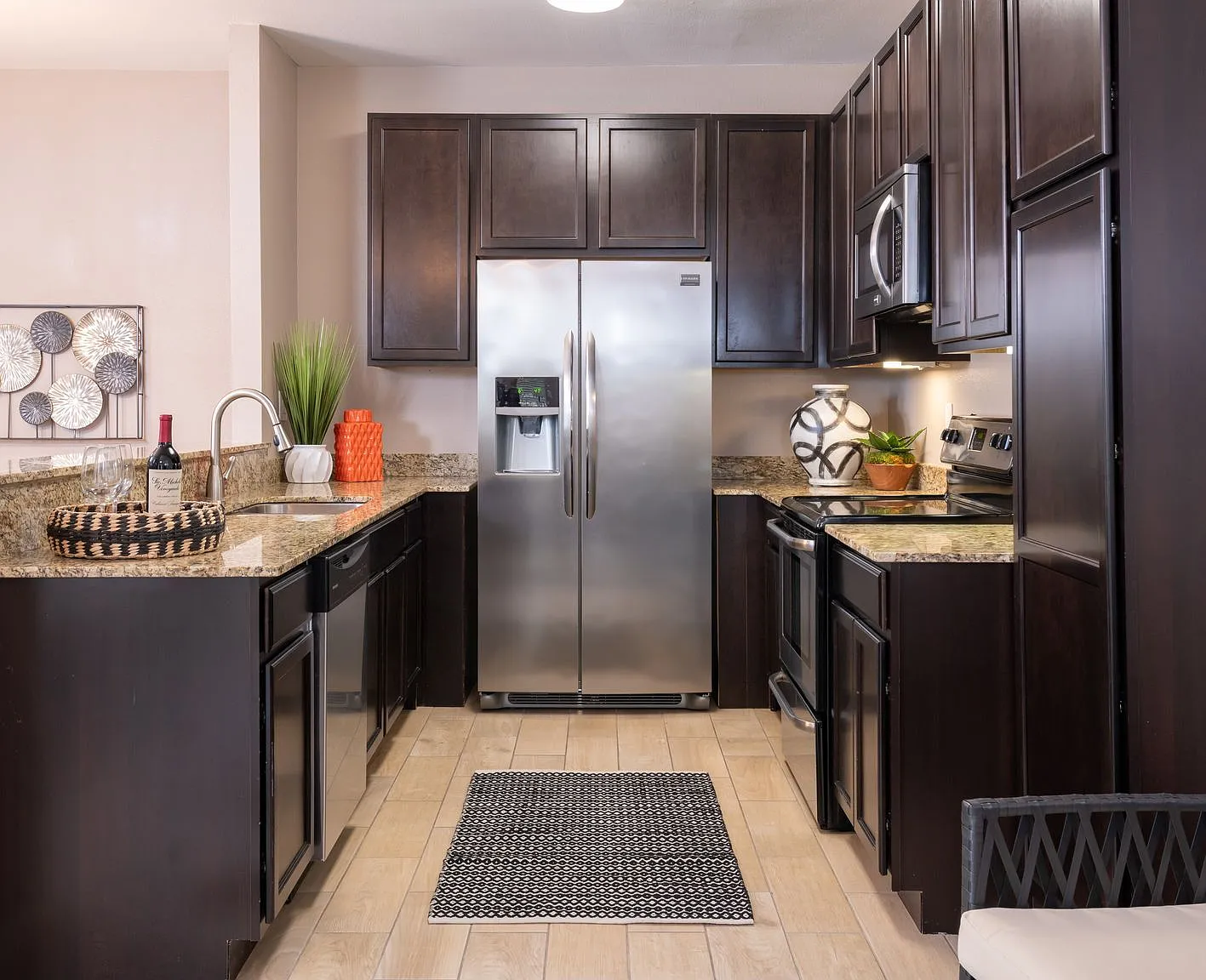 The Quorum at Trophy Club Townhomes — Photo 3