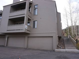 23694 Pondview Pl #B, Golden, CO 80401