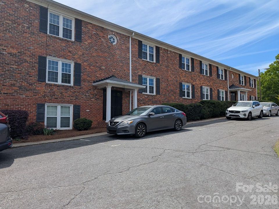 1st image of 910 McAlway Rd APT C