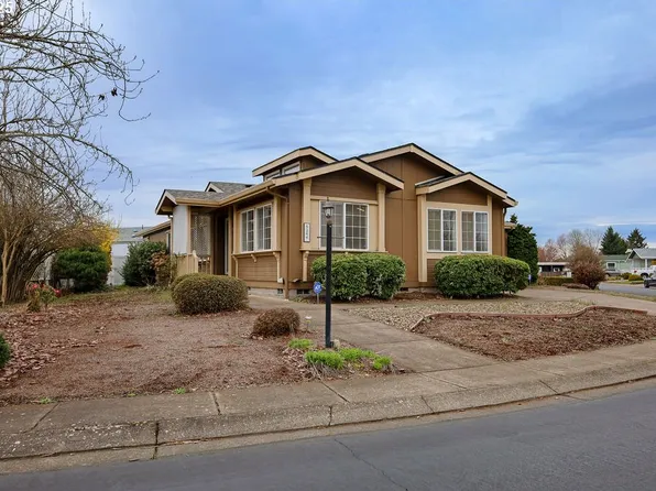 5244 Glenn Ellen Dr, Eugene, OR 97402