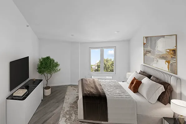 Bedroom, photo 1