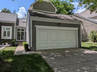 12620 Barkley St, Overland Park, KS 66209