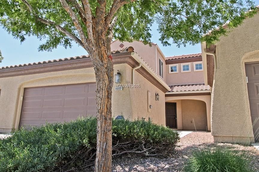 1st image of 8669 Echo Grande Dr