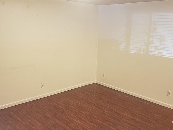 4th image of B3 Shepherd Ln #B3