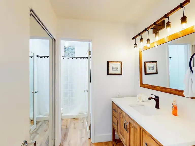 1051 Atelier Condo Dr — Photo 4