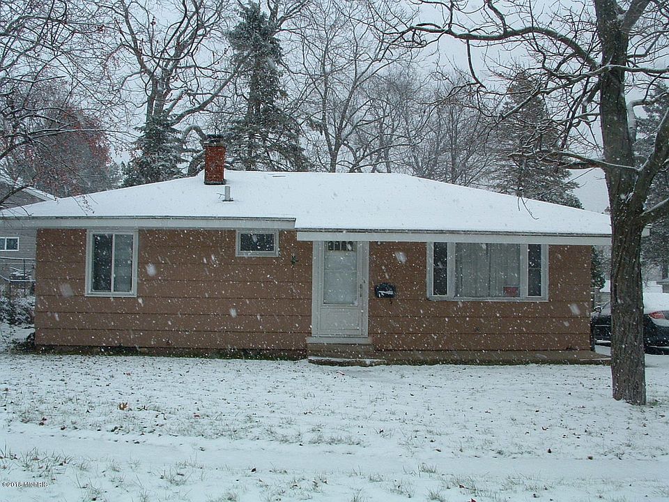 1st image of 157 Caine St