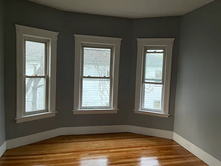 322 Lovell St #3 — Photo 7
