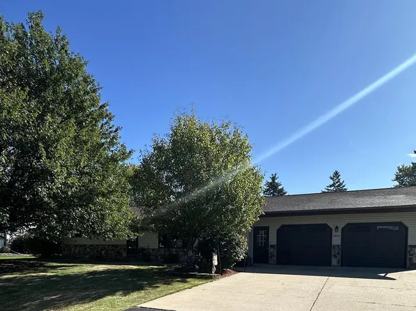 10916 West 1st STREET, Hewitt, WI 54441