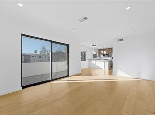 1210 Larrabee St #1, West Hollywood, CA 90069