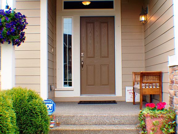 3rd image of 18616 111th Avenue Ct E
