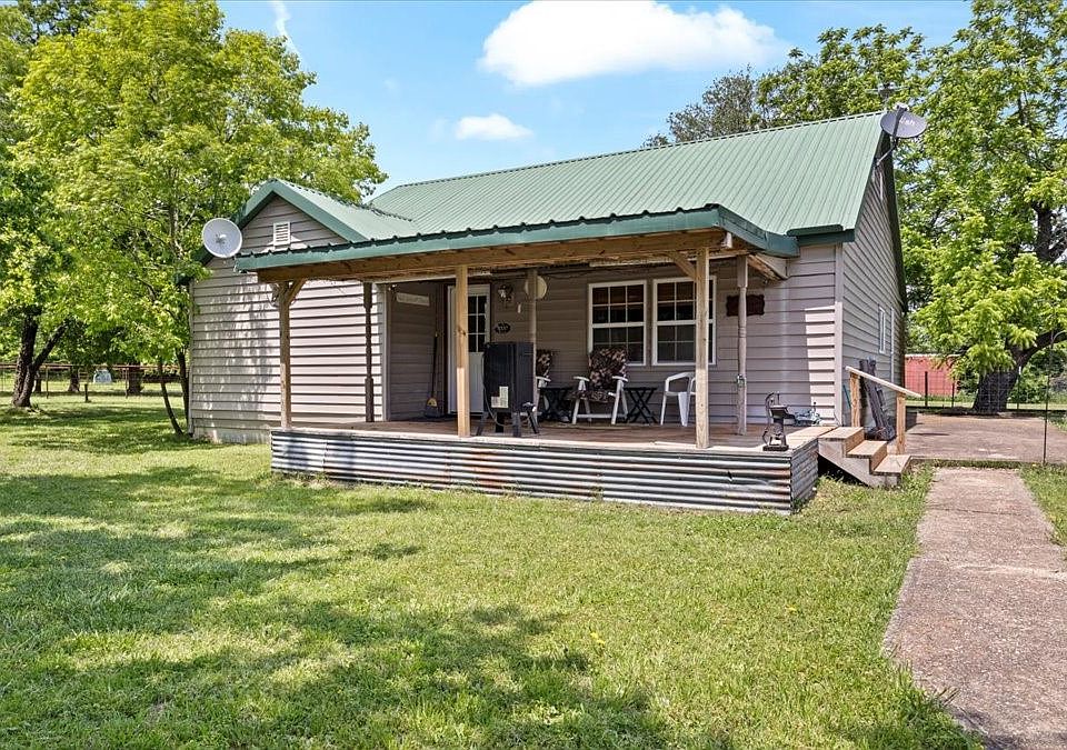 1st image of 3337 County Road 4145