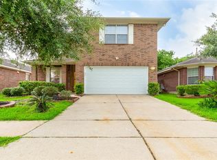 9726 Angleside Ln, Sugar Land, TX 77498