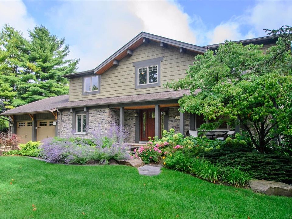 1st image of 2748 Holyoke Ln